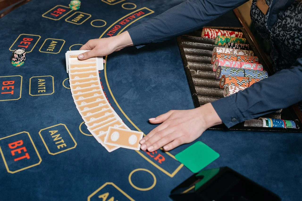 fp88 — Phân loại casino trực tuyến: Video slot, Blackjack, Roulette và Baccarat